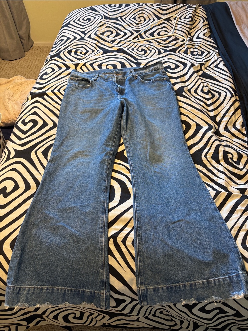 Express Women’s Blue Flare Jeans - Wide Leg Denim
